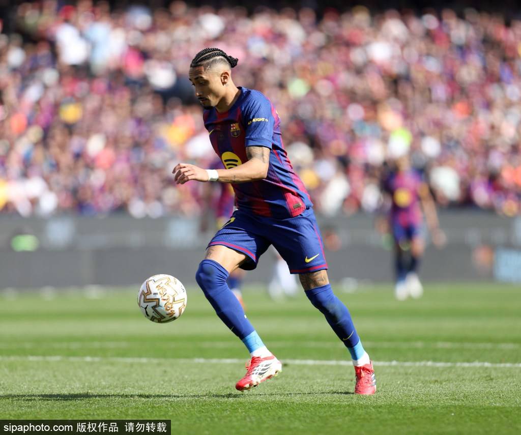 拉菲尼亚伤情告急：巴萨锋线再遭重创，马竞之战悬念重重